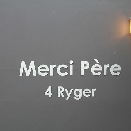 Merci Pere خليج غوردونز المظهر الخارجي الصورة